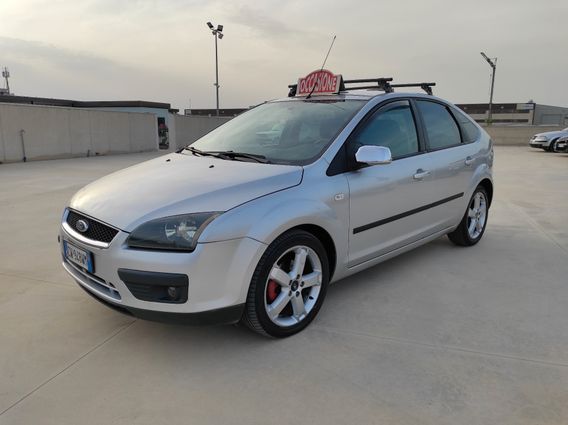 Ford Focus 1.6 Tdci - 90cv Neopatentati