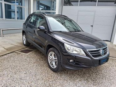 Volkswagen Tiguan 2.0 tdi Track&Field 4motion