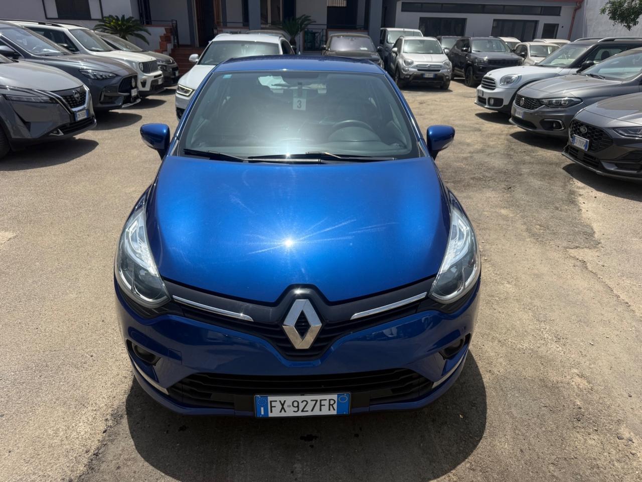 Renault Clio dCi 8V 90 CV 5 porte Moschino Life