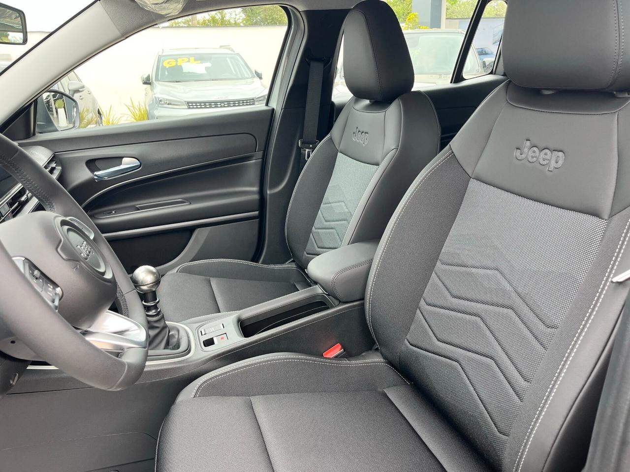 Jeep Avenger 1.2 Turbo 100 CV Altitude Km0