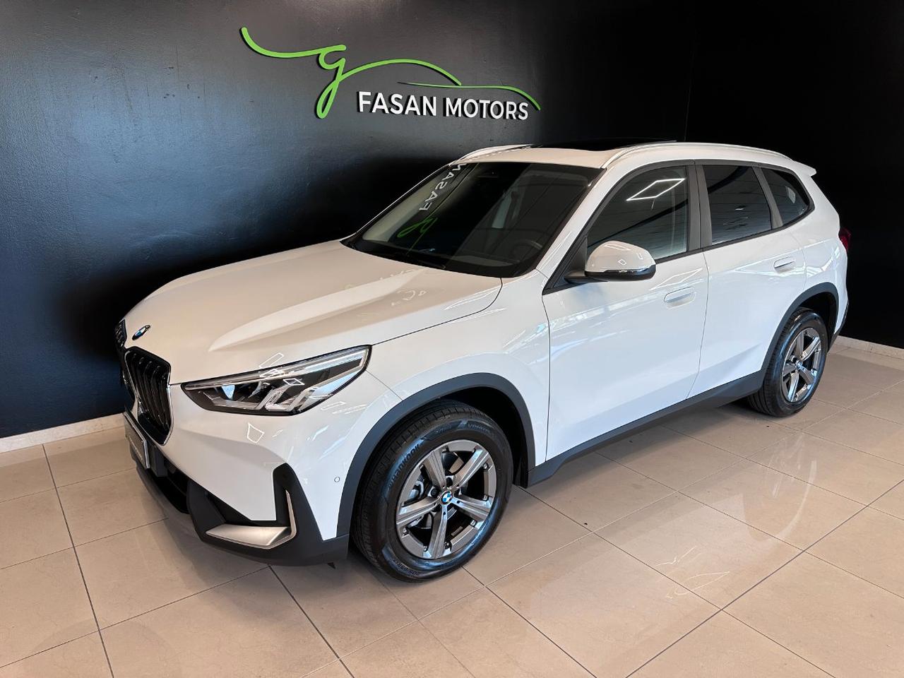 BMW X1 sdrive18i X-Line auto BOLLO PAGATO FINO A GENNAIO 2027