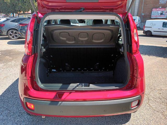 FIAT Panda 1000 HYBRID 70 CV PDC ITALIA