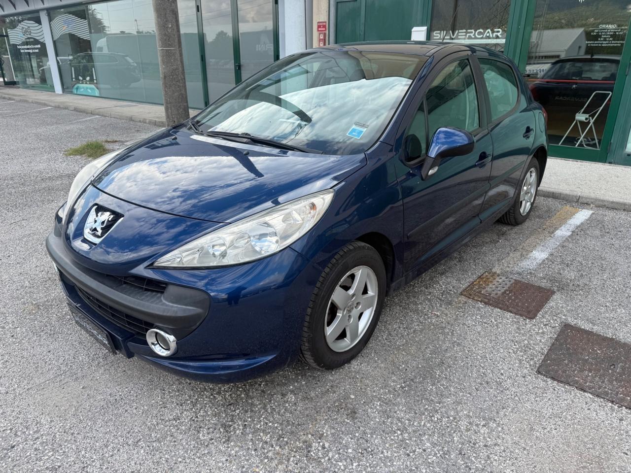 Peugeot 207 - 1.4 88CV 5P XS