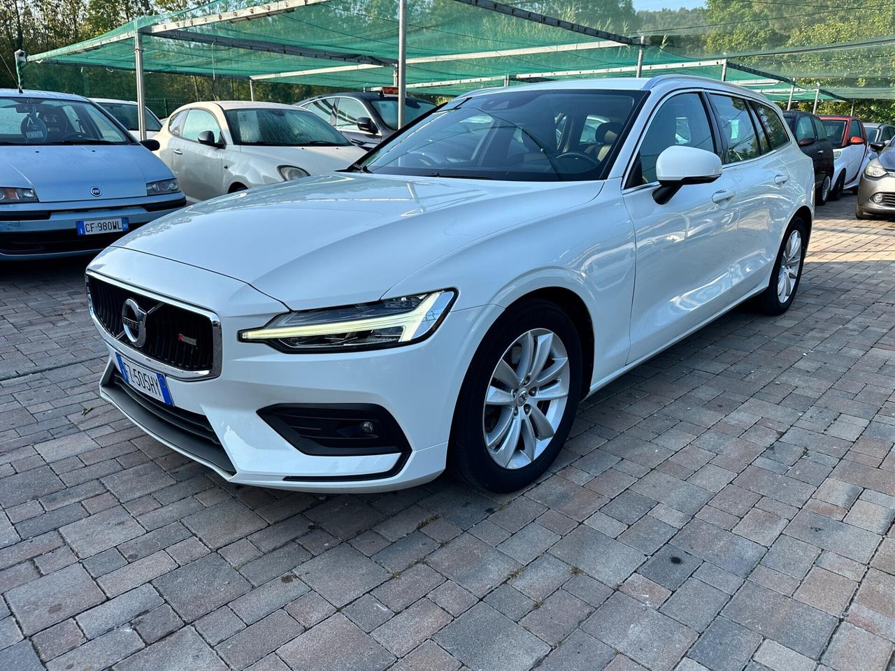 Volvo V60 D4 Geartronic R-design
