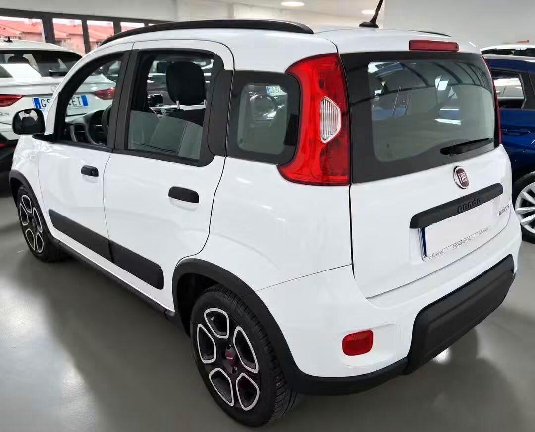 Fiat Panda 1.0 FireFly S&S Hybrid City Cross