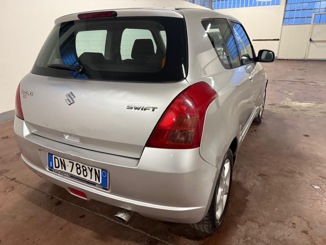 Suzuki Swift 1.3 3p. GL