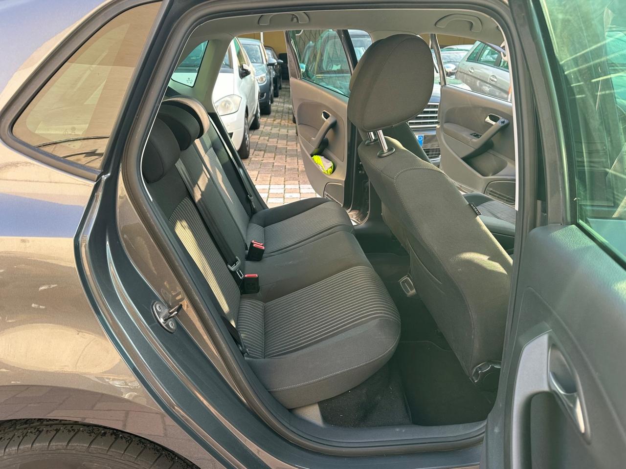 Volkswagen Polo 1.4 5 porte Highline - ok neopatentati