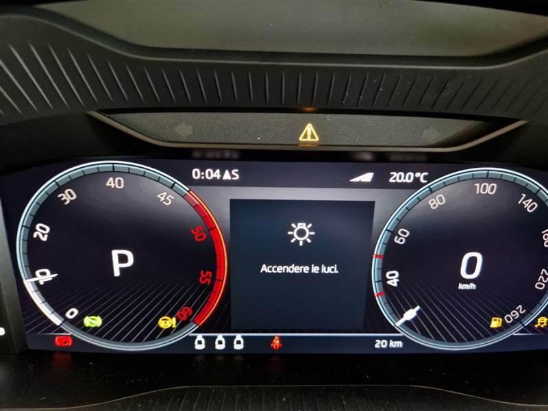 SKODA KAROQ 2.0 TDI 85KW EVO SCR STYLE DSG SUV