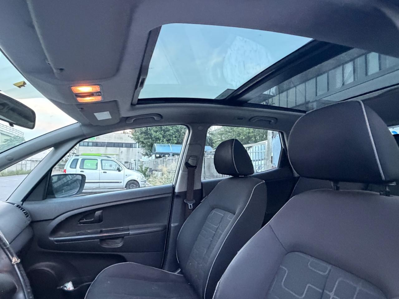 KIA VENGA 1.4CRDI EURO5A 90CV PER EXPORT