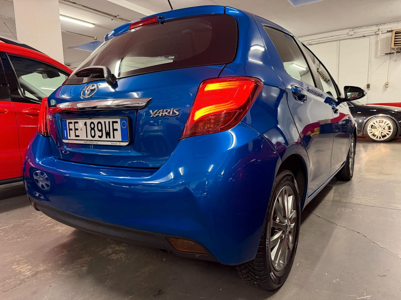Toyota Yaris 1.3 5 porte Lounge