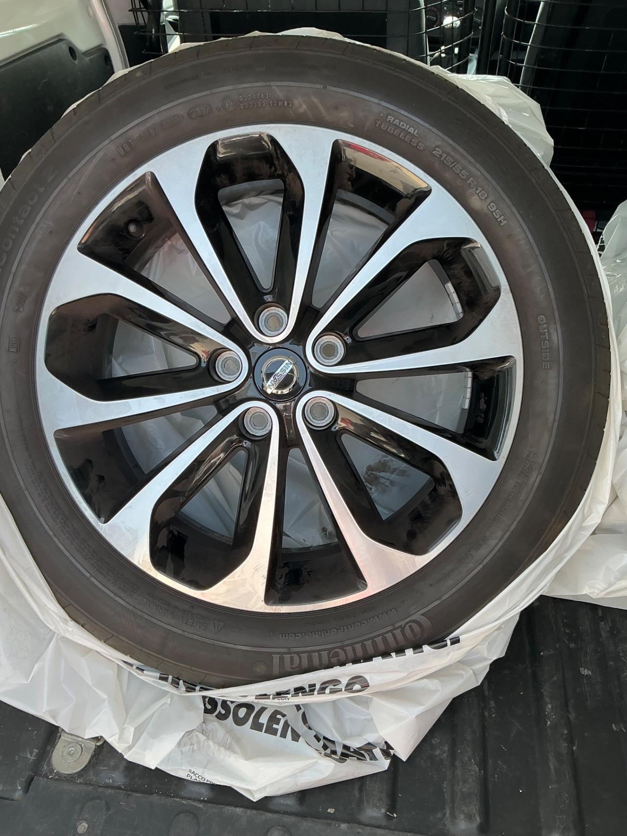 Nissan Qashqai 1.5 dCi DPF Tekna