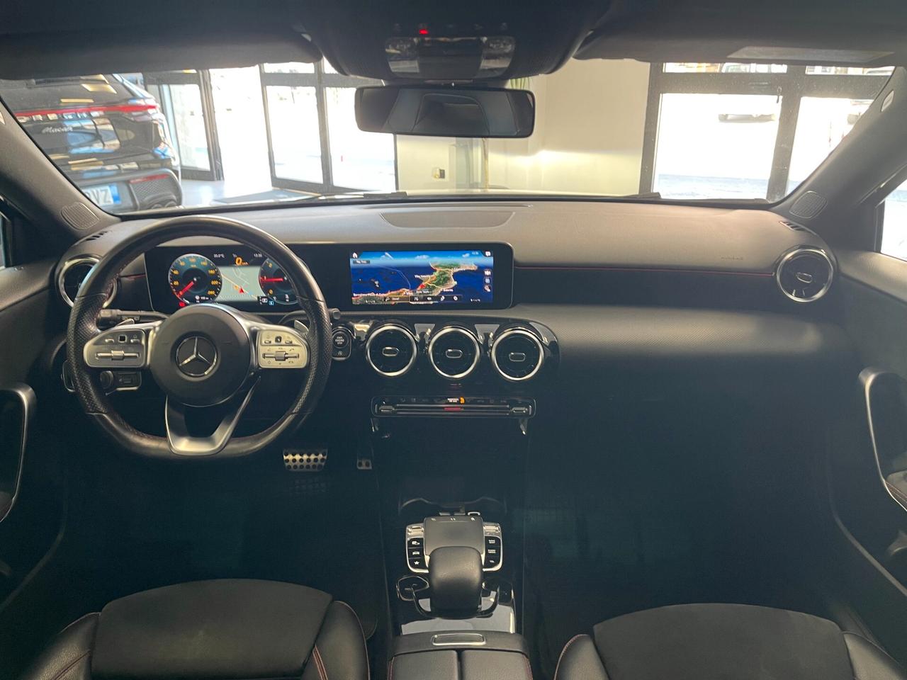 Mercedes-benz A 180d AMG Premium