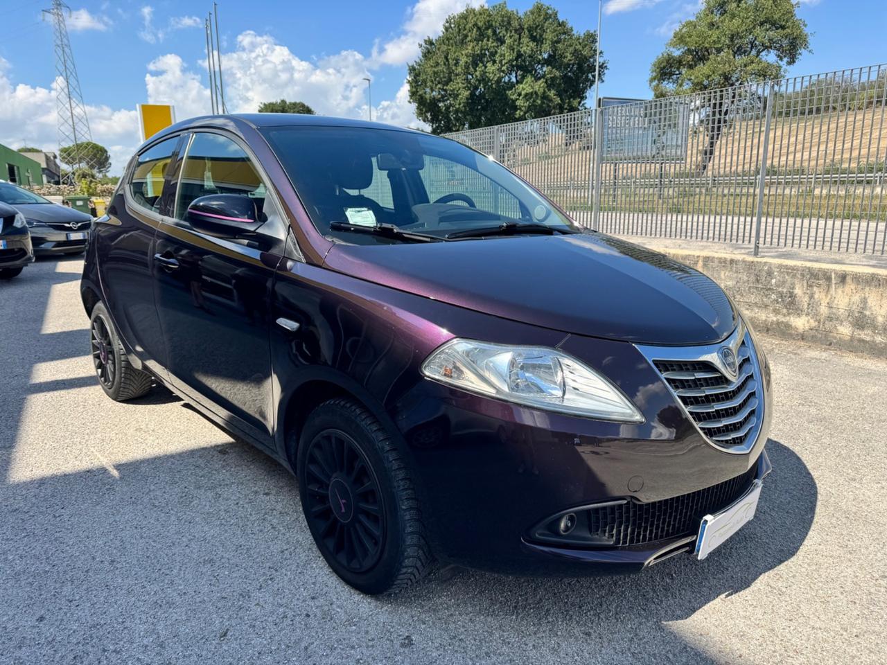 Lancia Ypsilon 1.2 69 CV 5 porte S&S Gold