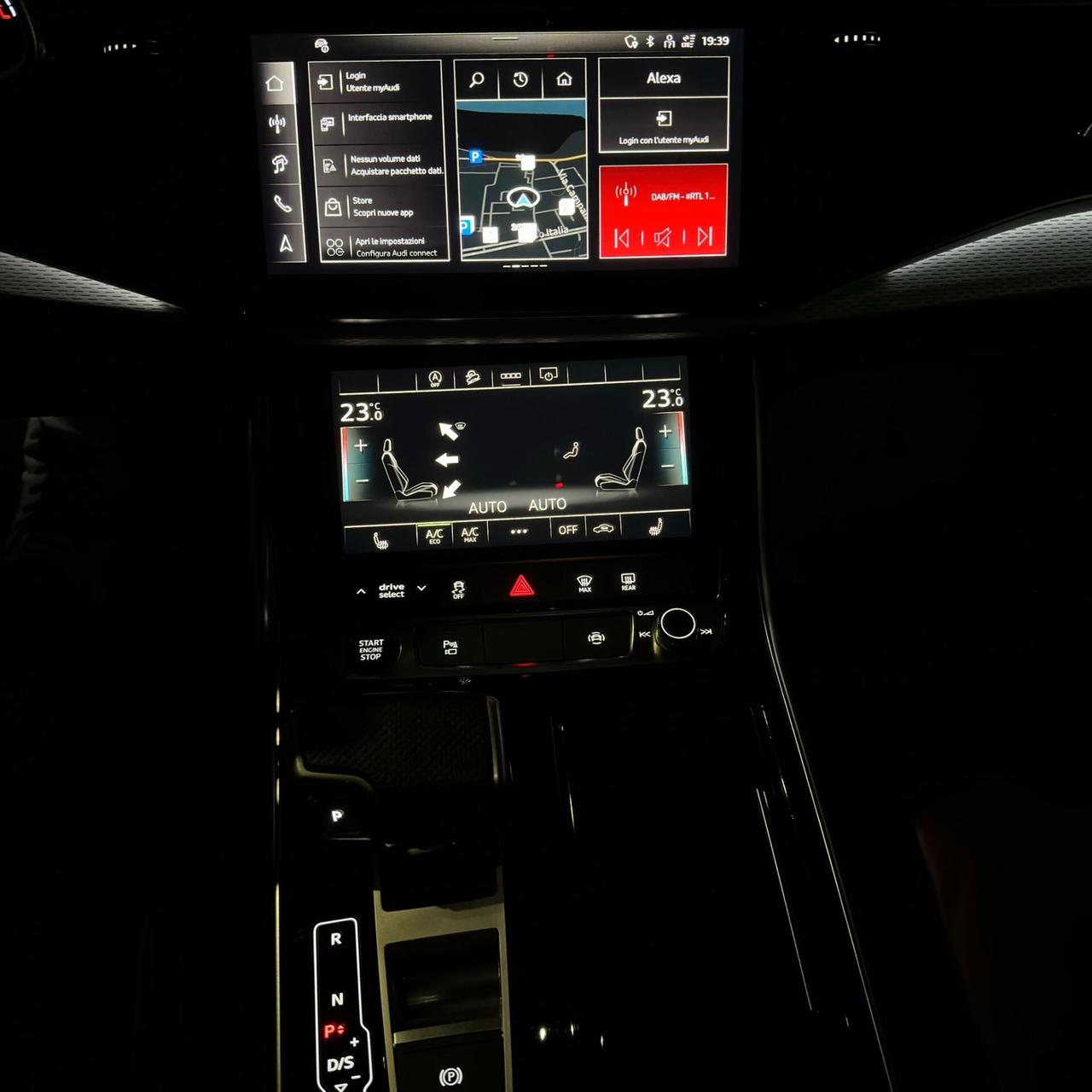 Audi Q8 SQ8 SUV TFSI quattro tiptronic sport attitude