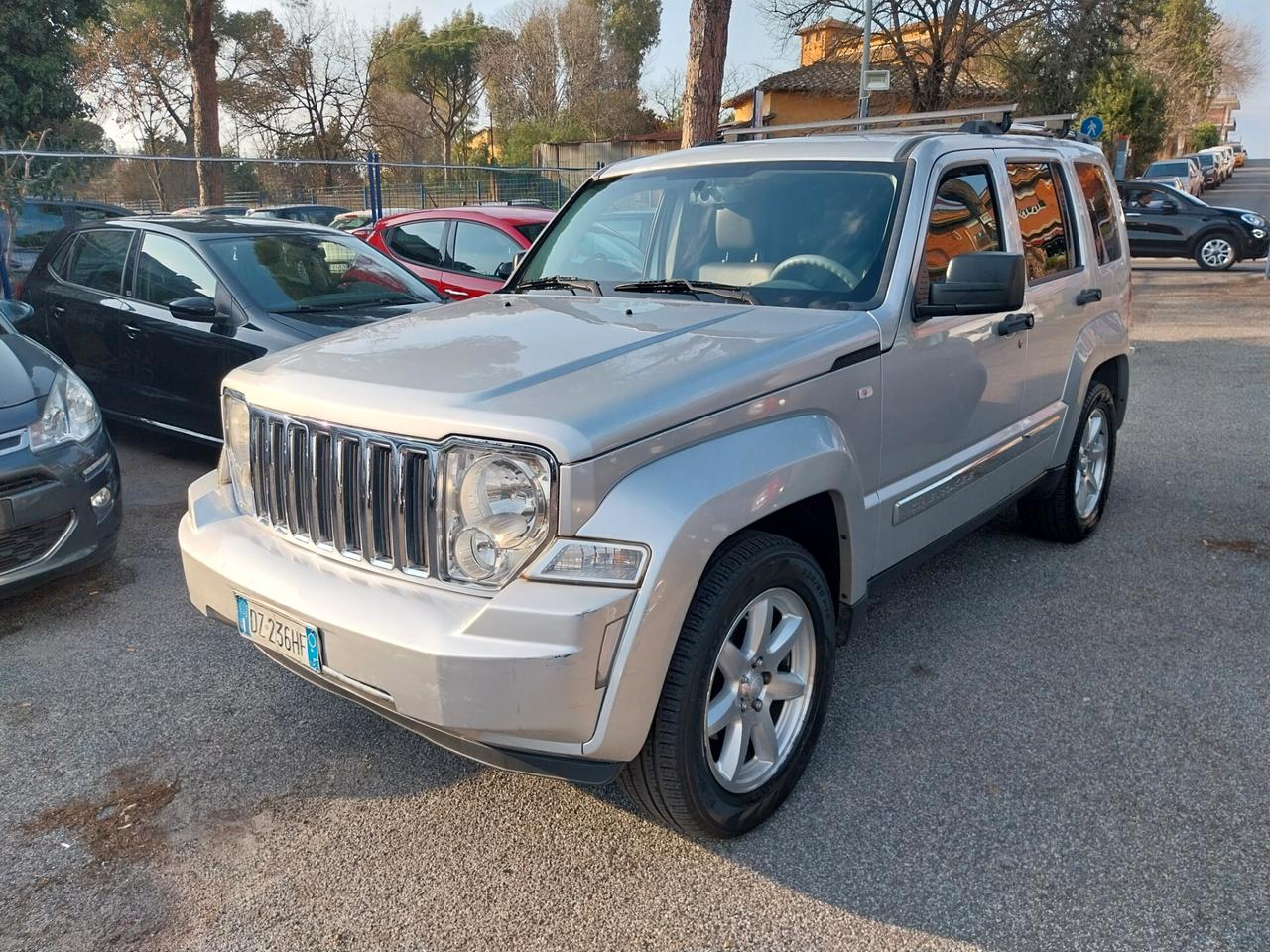 Jeep Cherokee 2.8 CRD DPF Limited Auto