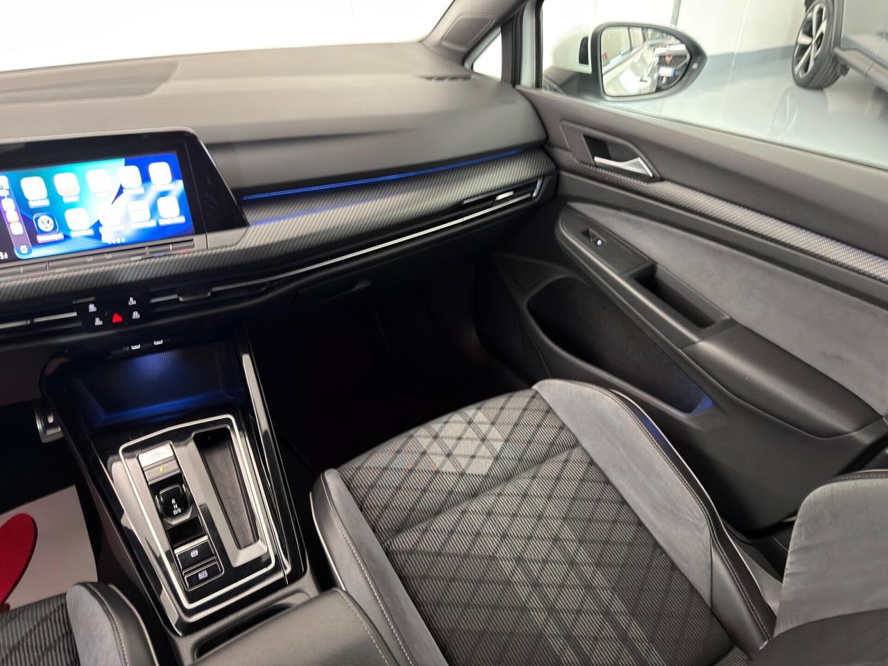 Volkswagen Golf 1.5 eTSI 150 CV EVO ACT DSG R-Line