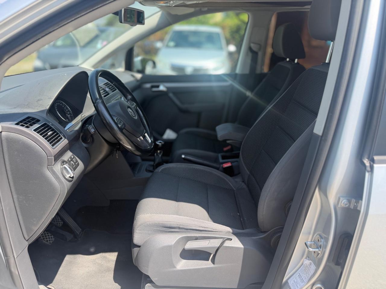 Volkswagen Touran 1.6 TDI (7POSTI)