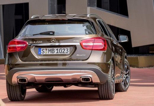 Mercedes-Benz GLA-X156 2014 - GLA 200 d (cdi) Enduro