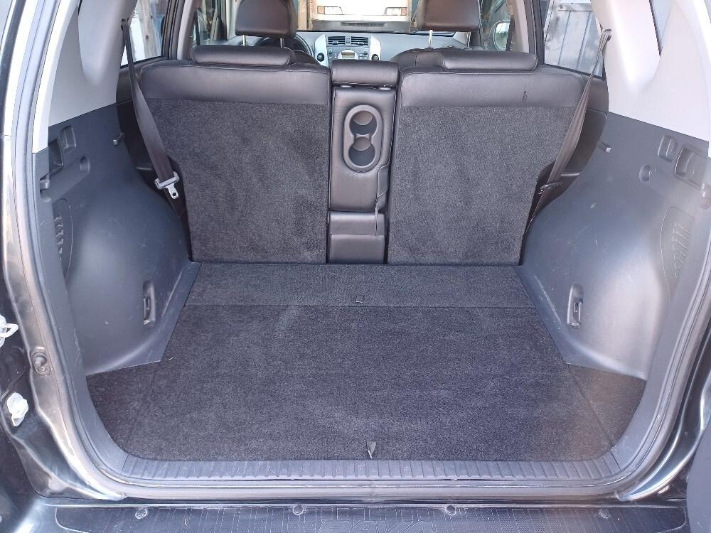 Toyota RAV 4 2.2 D-4D 177 CV Luxury Km 75.000
