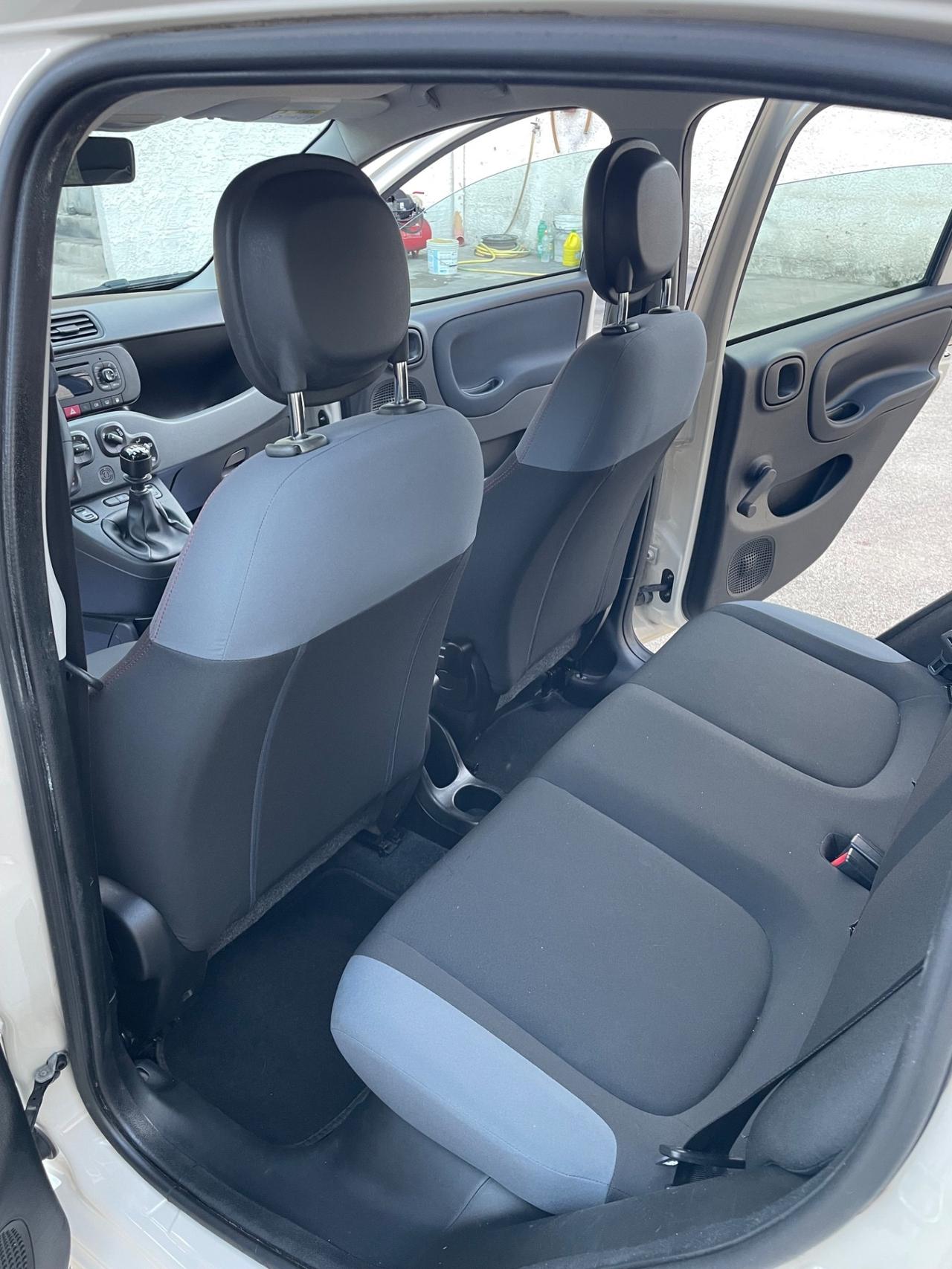 Fiat Panda 1.2 EasyPower Lounge dal nord italia tagliando e distribuzione ok