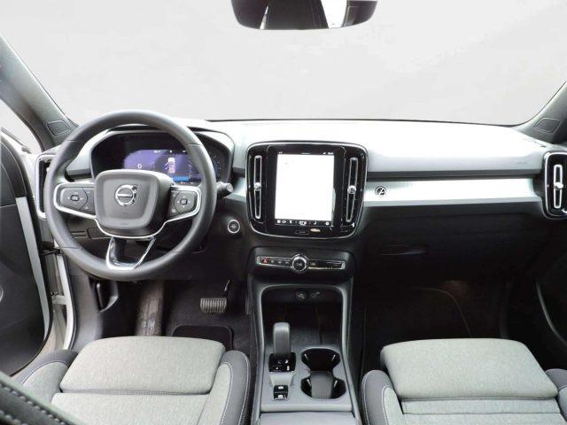 VOLVO XC40 B3 CORE AUTOMATICA AZIENDALE