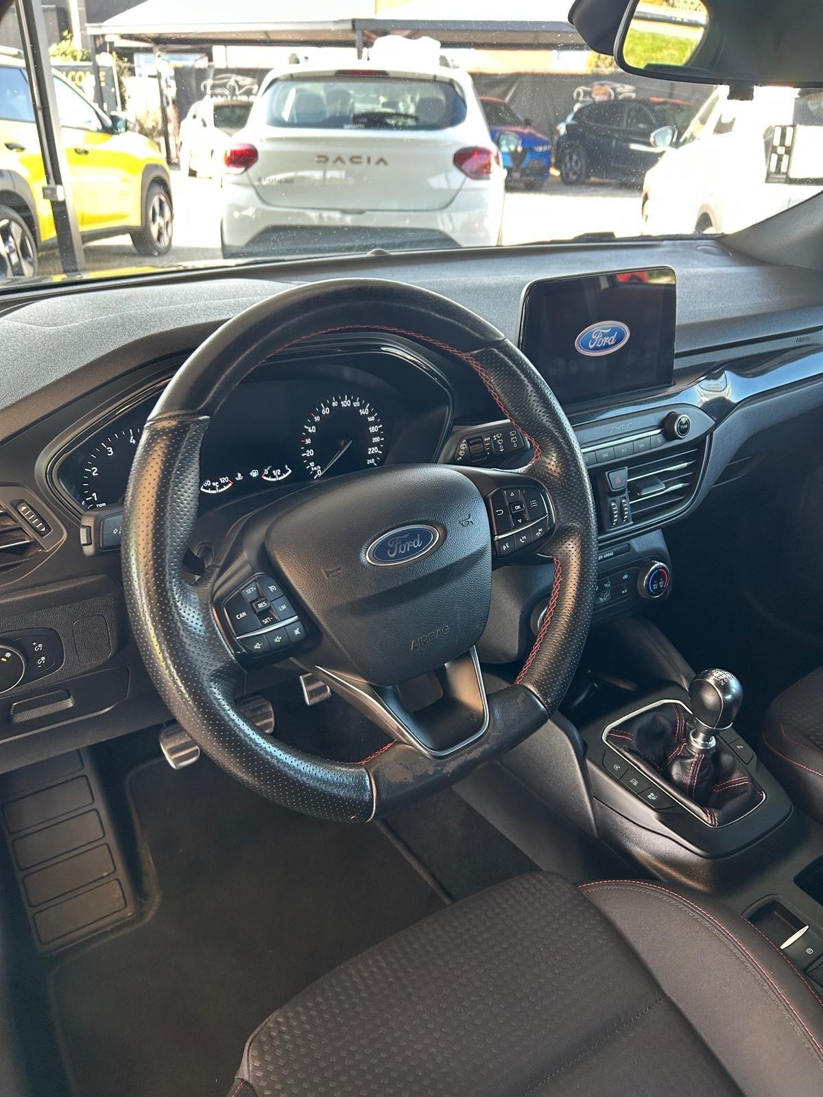 Ford Focus 1.0 EcoBoost 125 CV 5p. ST-Line