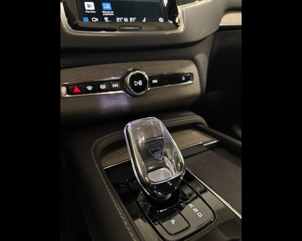 VOLVO XC90 B5 AUTO PLUS DARK