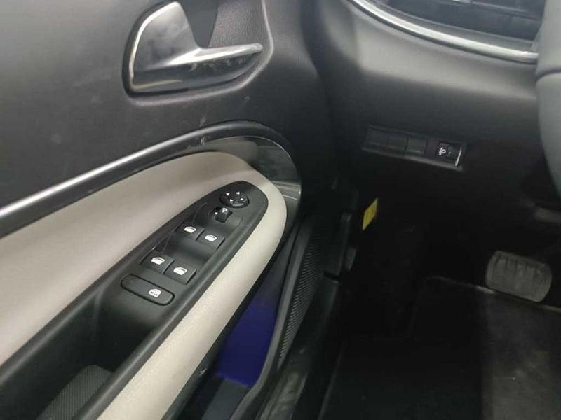 FIAT 600 (2023-->) Hybrid DCT MHEV La Prima
