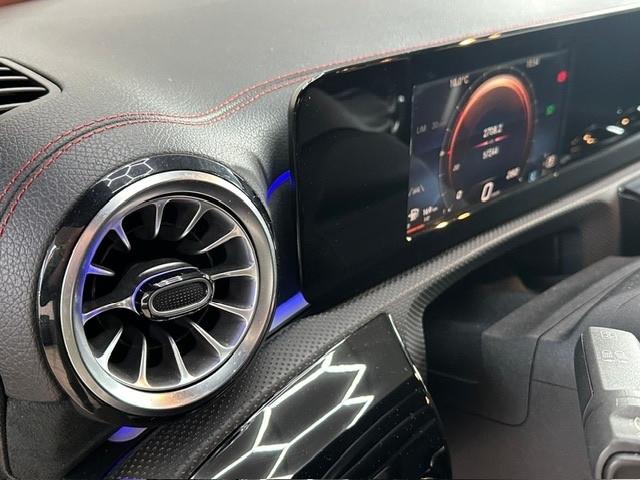 Mercedes-benz CLA 180 Automatic Shooting Brake Premium