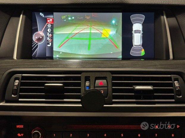 BMW 520 d xDrive Luxury Line/TETTO PANORAMICO