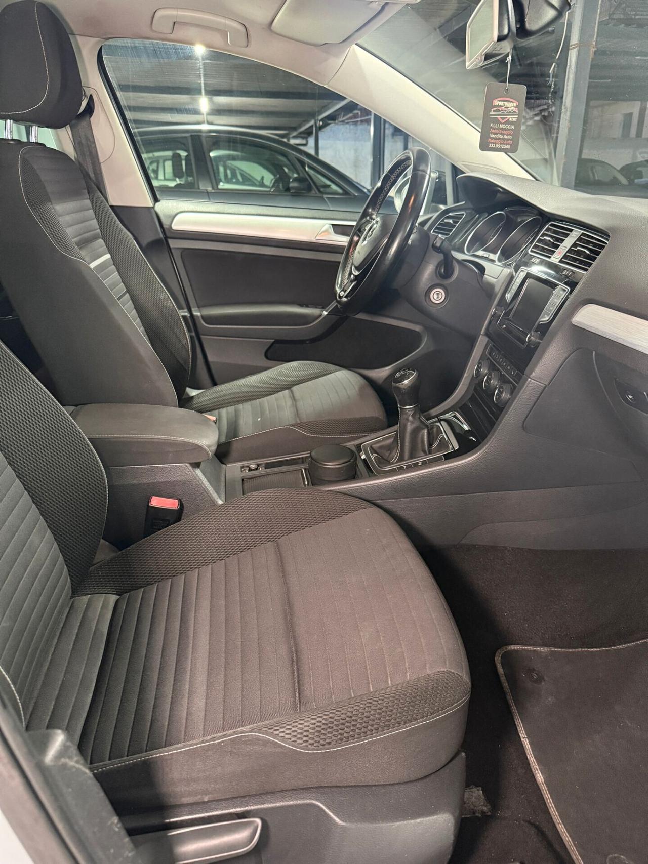 Volkswagen Golf 1.6 TDI 5p. Highline BlueMotion Technology