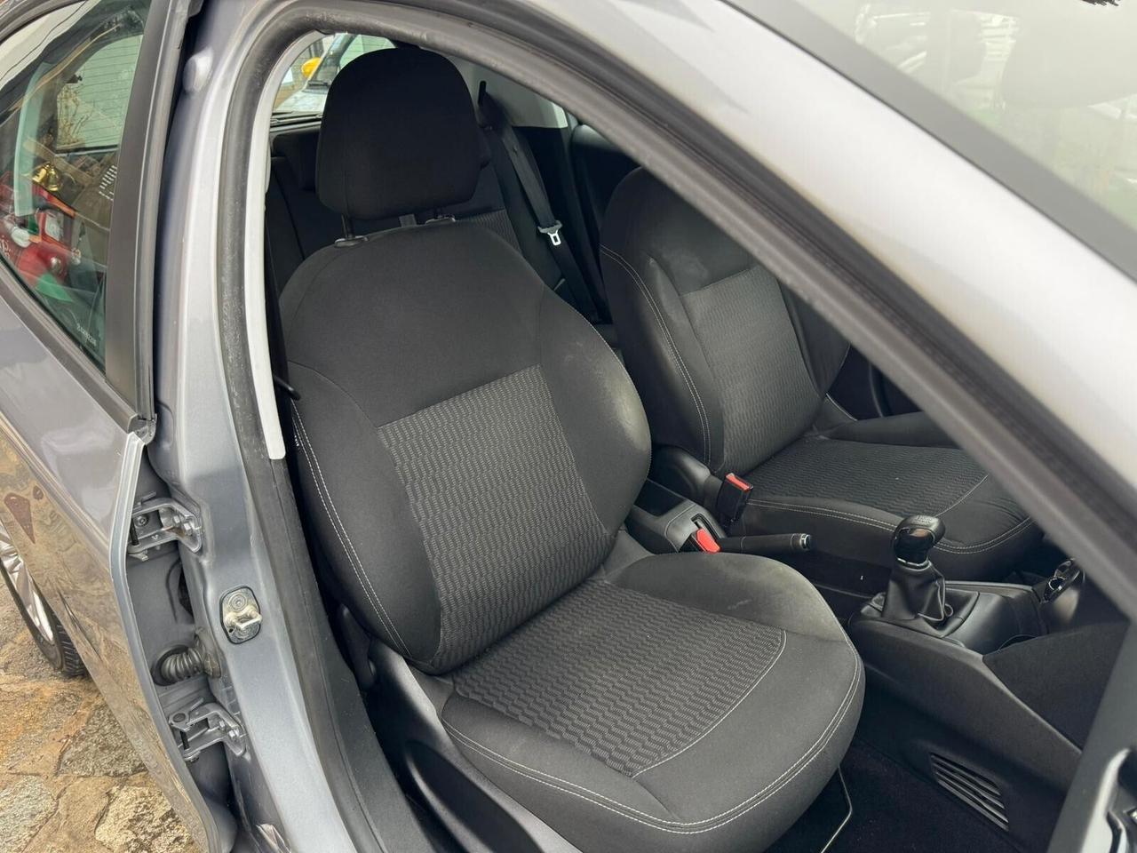 PEUGEOT 208 PureTech 82 5p ALLURE NEOPAT