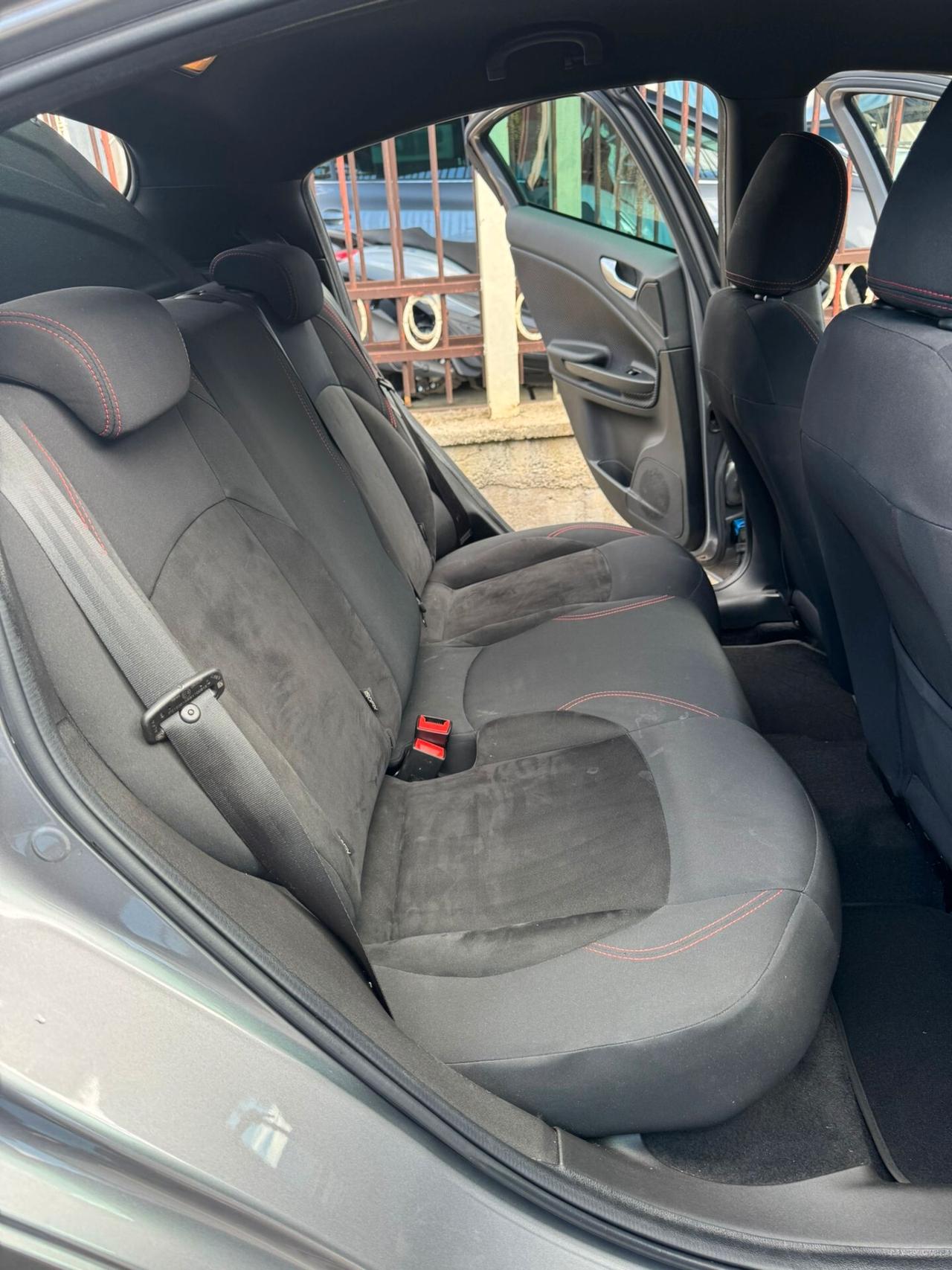 Alfa Romeo Giulietta 1.6 JTDm-2 120 CV Sprint