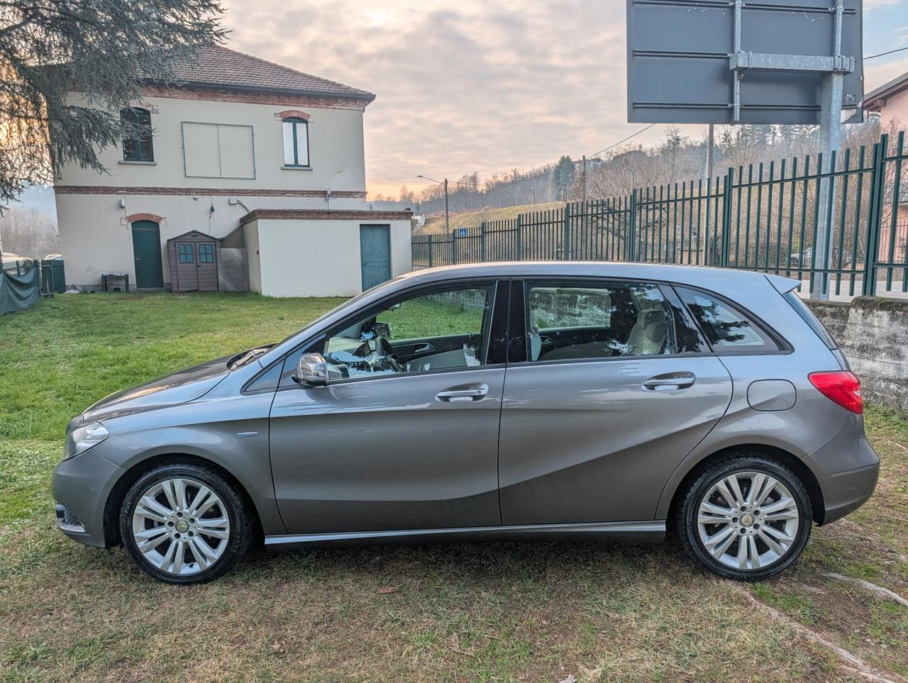 Mercedes-benz B 180 BlueEFFICIENCY Premium MANUALE