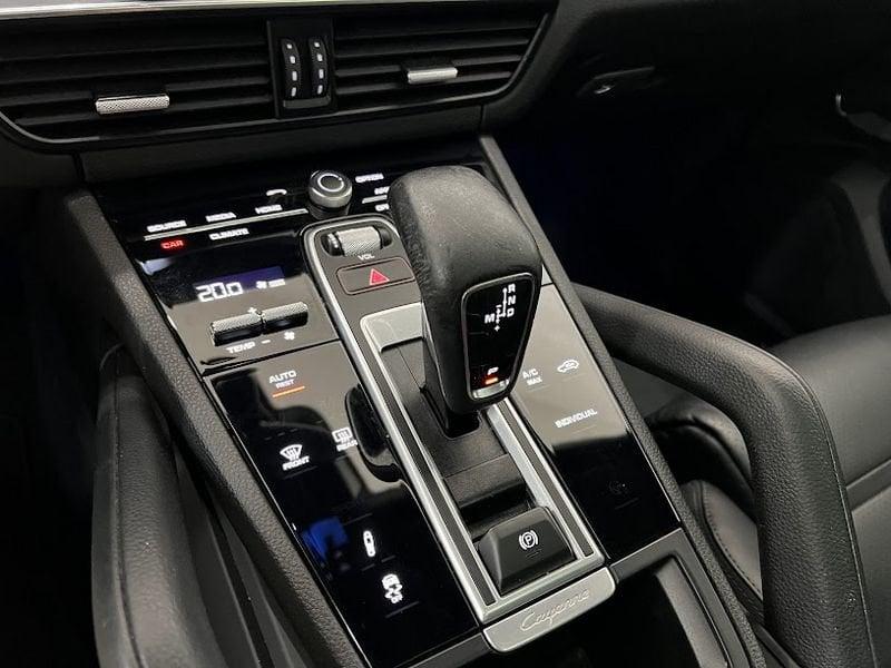 Porsche Cayenne Coupè 3.0 V6 E-Hybrid