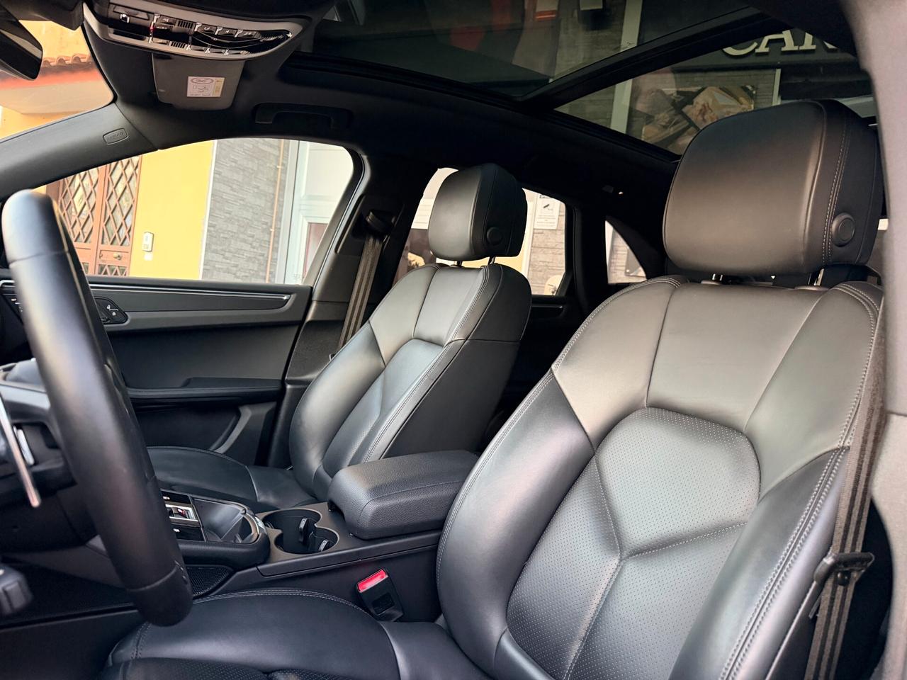 Porsche Macan 2.0 265- PASM-TETTO-MY 22-IPER FULL