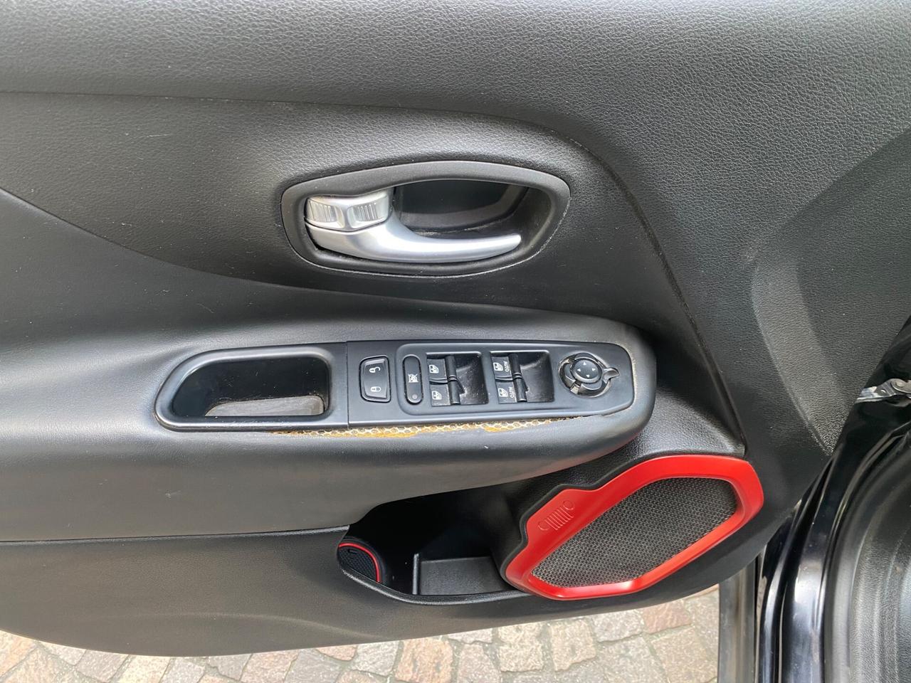 Jeep Renegade 2.0 Mjt 170CV 4WD Active Drive Low Trailhawk