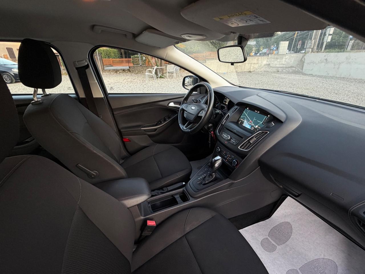 Ford Focus 1.5 TDCi 120 CV Start&Stop Powershift Titanium