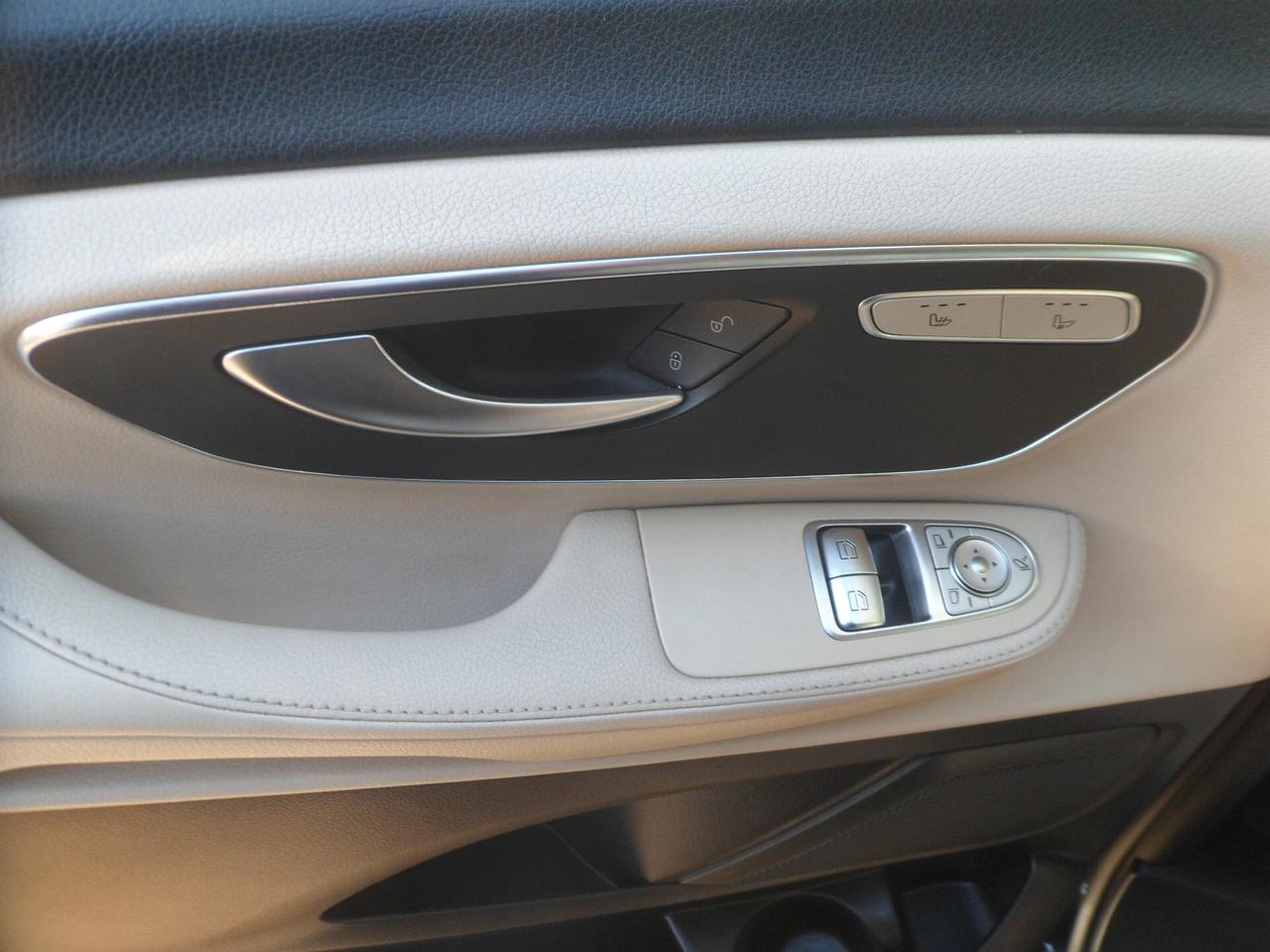 Mercedes-benz V 220 d Automatic Premium Extralong