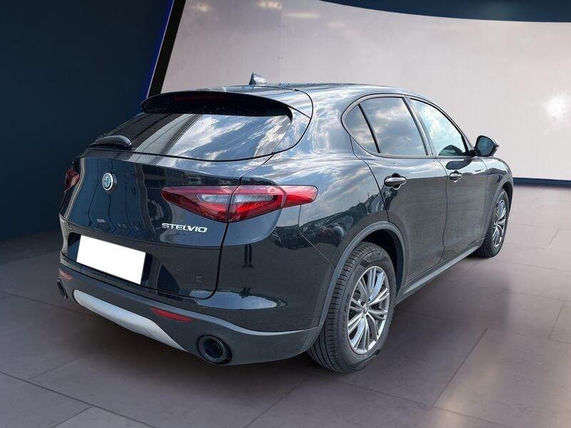 Alfa Romeo Stelvio 2020 2.2 t Business rwd 160cv auto