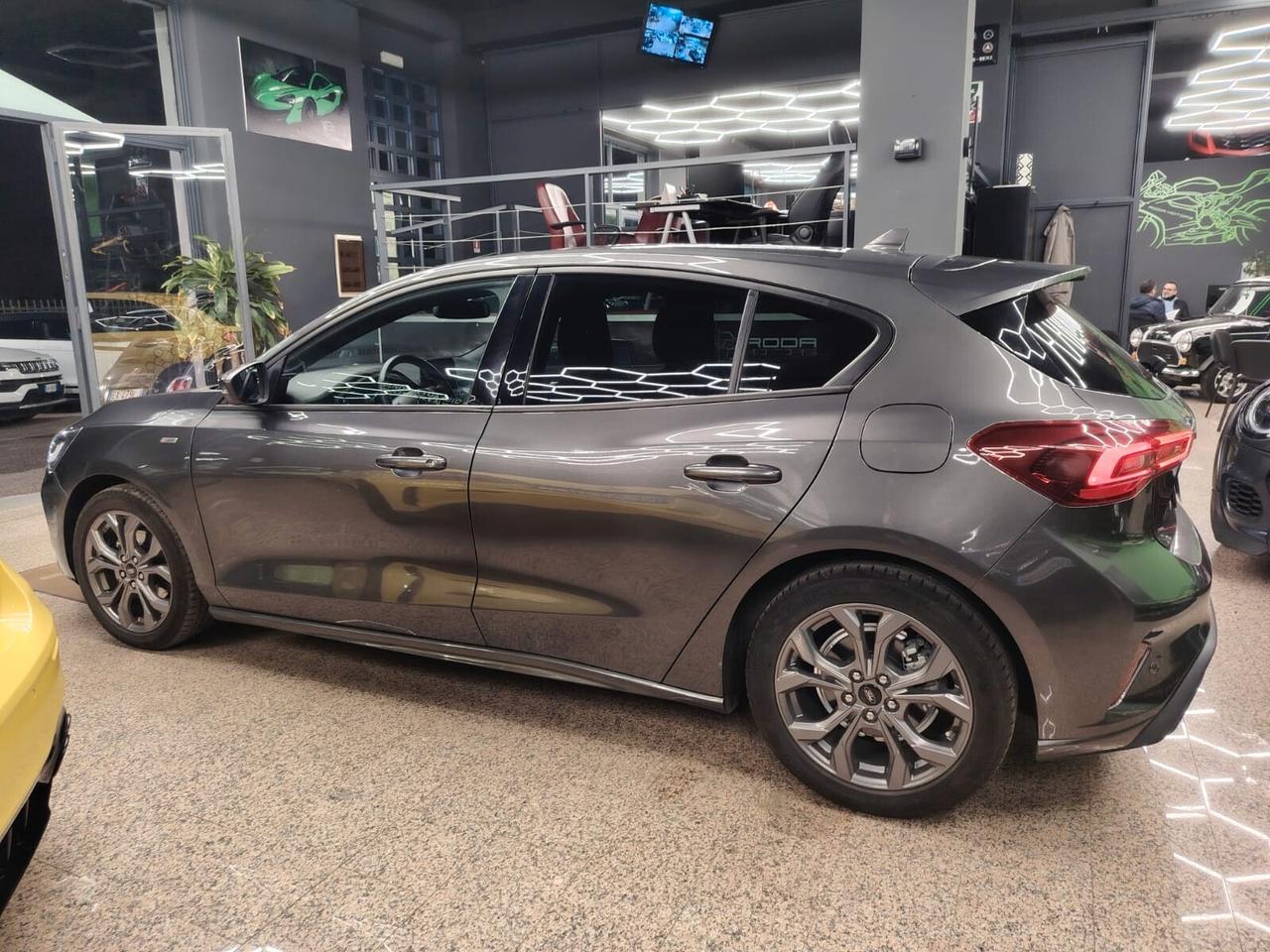 Ford Focus 1.0 EcoBoost Hybrid 125 CV 5p. ST-Line