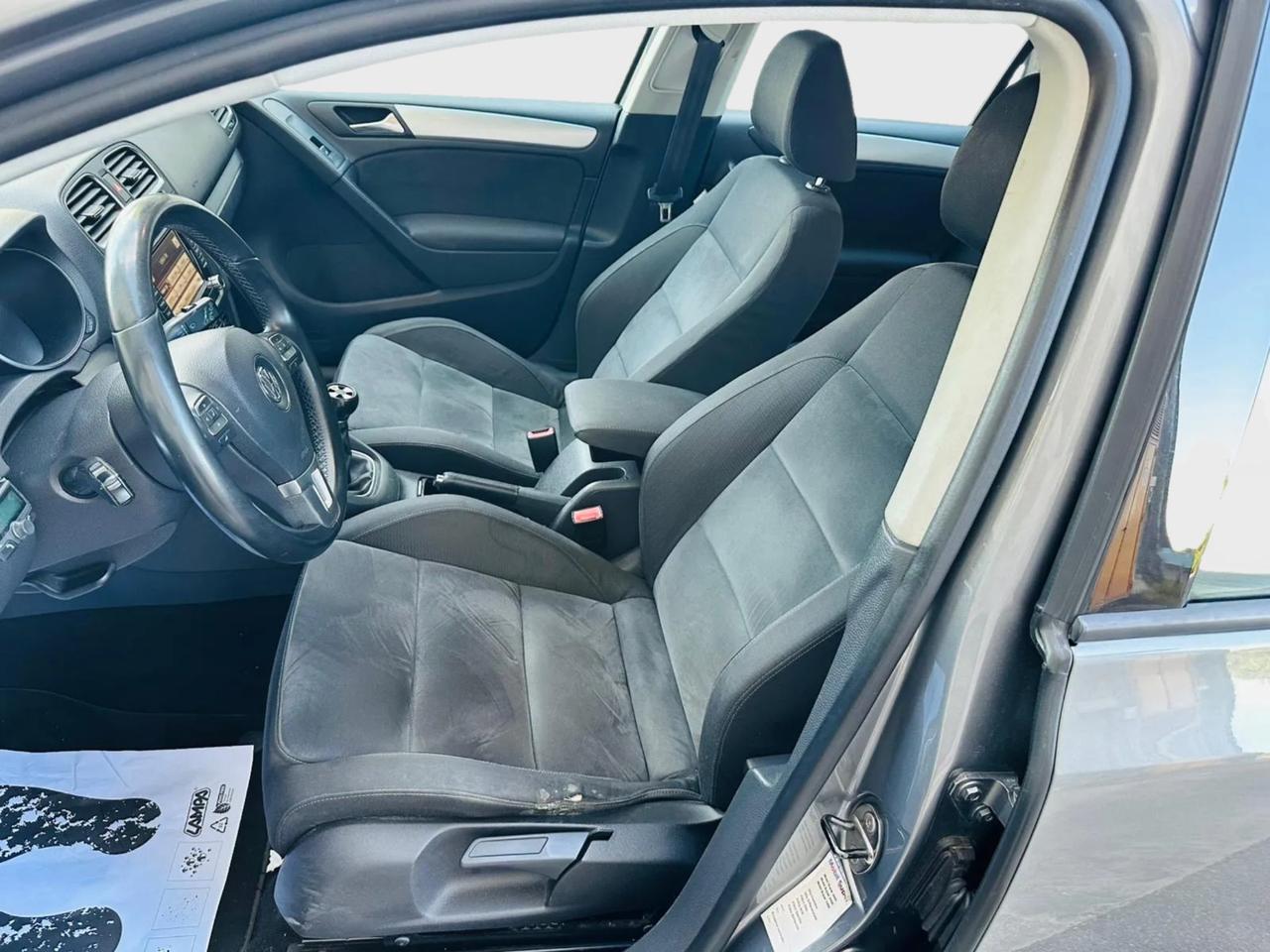 Volkswagen Golf 1.6 TDI 2011 140.000km neo patentati