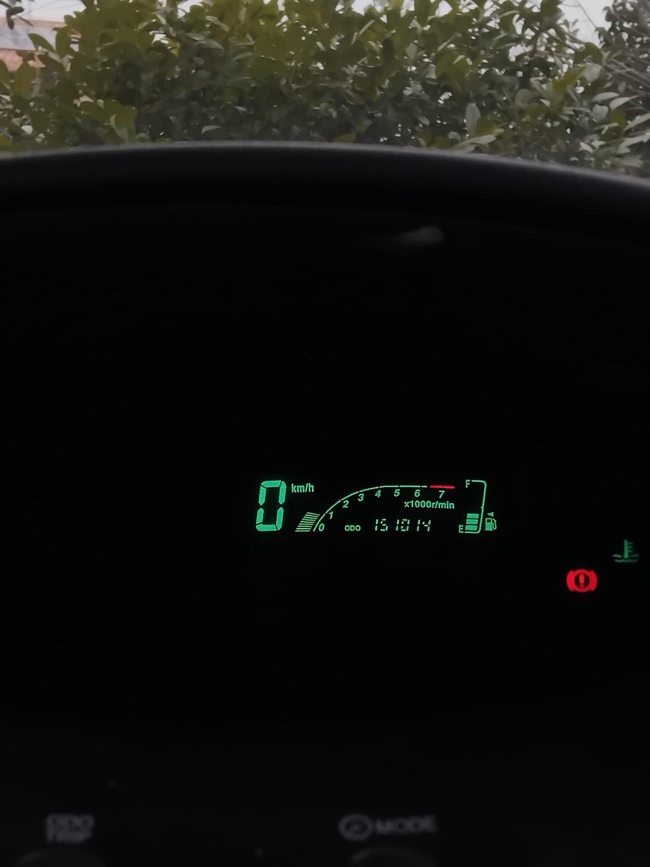 TOYOTA YARIS 1.0i 16V cat 5 porte