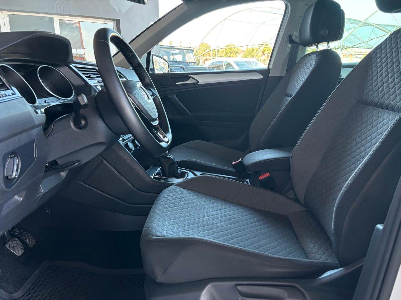 Volkswagen Tiguan 2.0 tdi R-Line 150cv