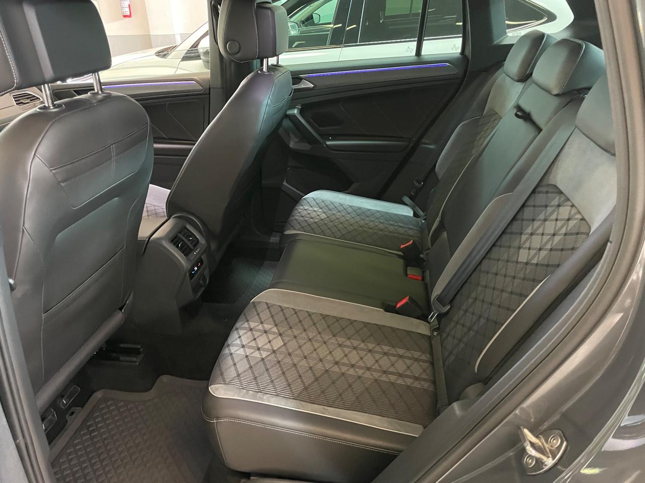 Volkswagen Tiguan 2.0 TDI 150 CV SCR DSG R-Line Led Telec.