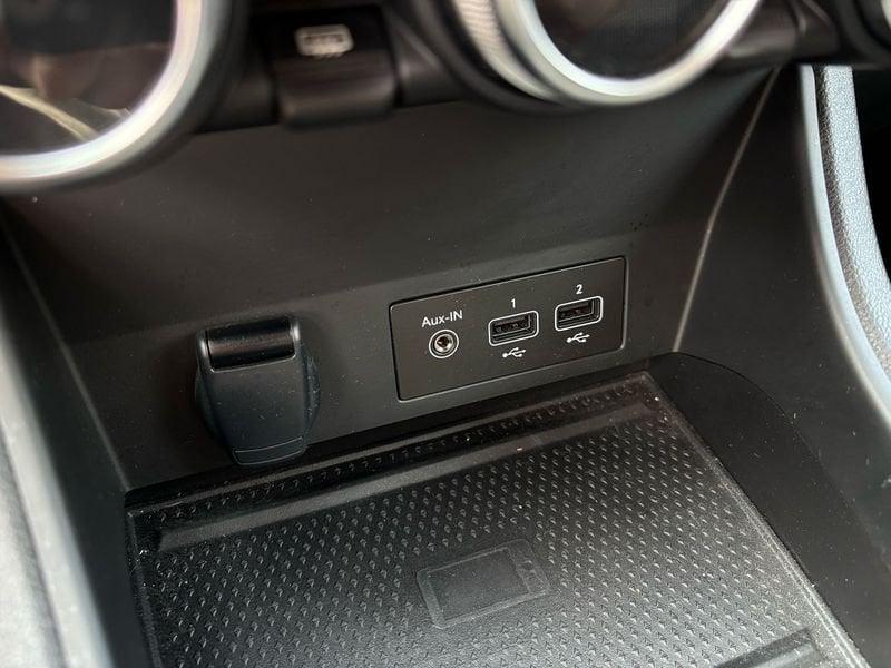 Renault Captur 1.6 E-TECH Hybrid Techno Fast Track Auto