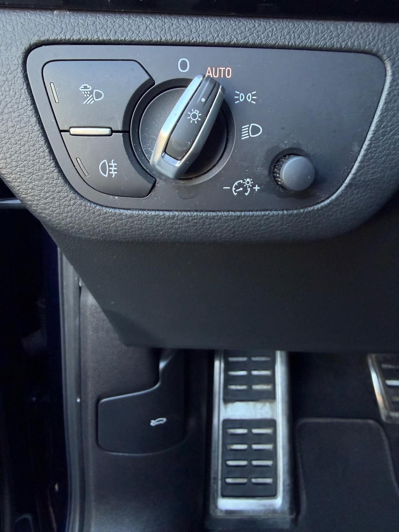 Audi Q5 Sportback 40 2.0 Tdi 204CV SLINE quattro