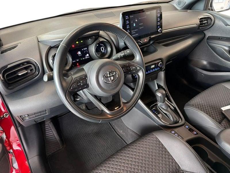 Toyota Yaris Hybrid Style MY22