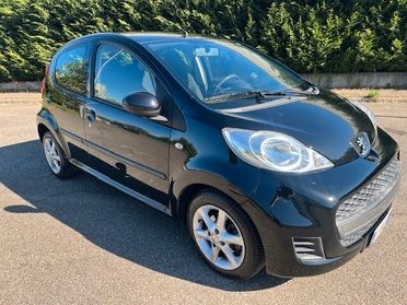 Peugeot 107 1.0 68CV 5p. Plaisir 2Tronic AUTOMATICA
