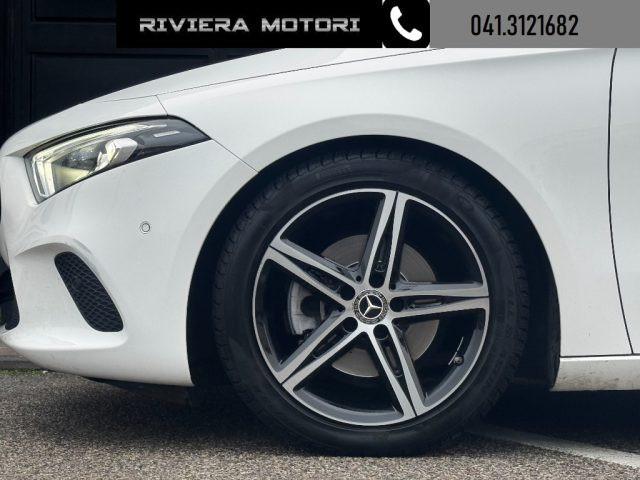 MERCEDES-BENZ A 200 d Automatic 4Matic Sport Night pack